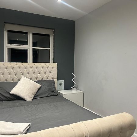 דירות הרן ביי Broadway Retreat With Free Parking מראה חיצוני תמונה