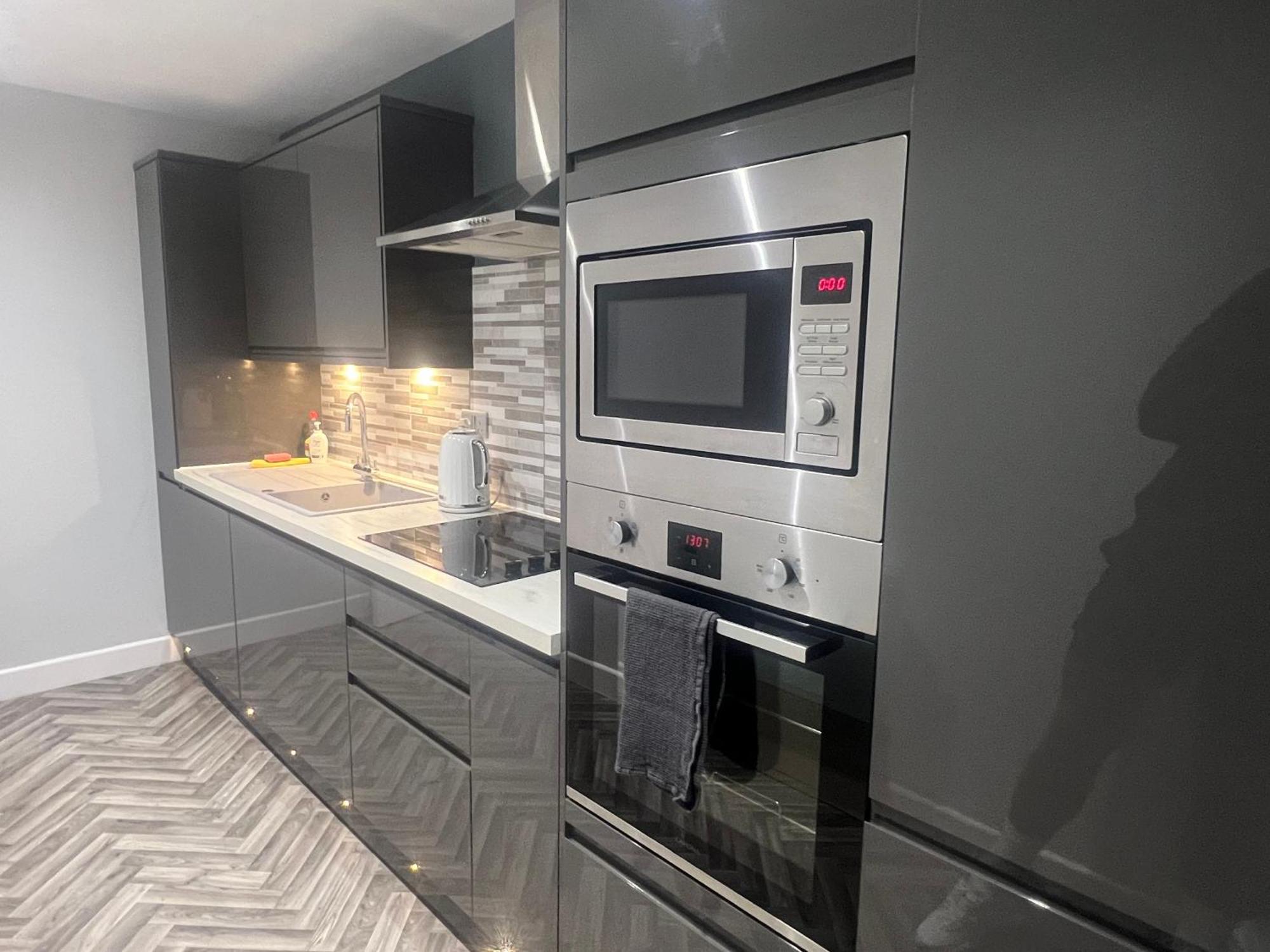 דירות הרן ביי Broadway Retreat With Free Parking מראה חיצוני תמונה