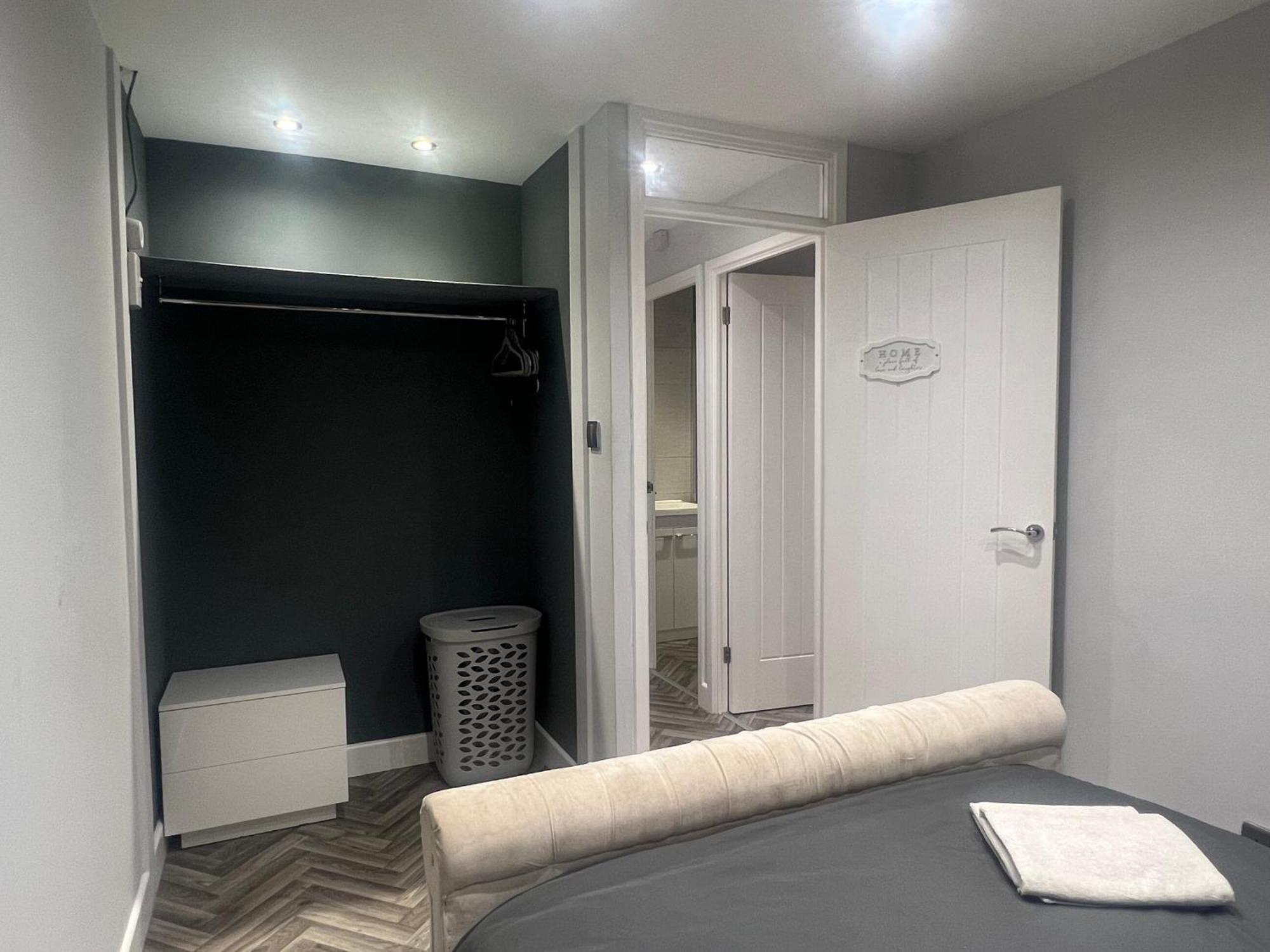 דירות הרן ביי Broadway Retreat With Free Parking מראה חיצוני תמונה