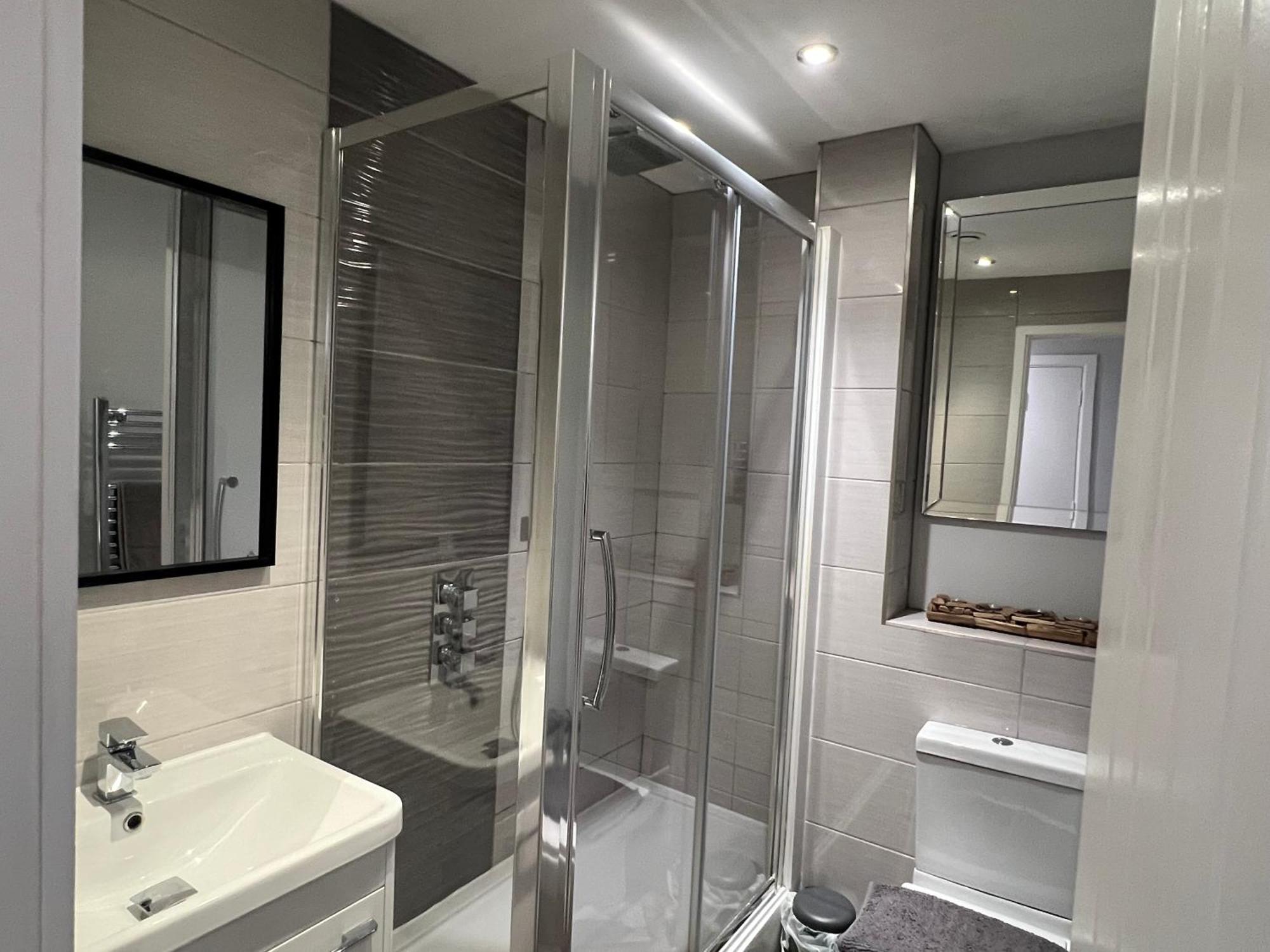 דירות הרן ביי Broadway Retreat With Free Parking מראה חיצוני תמונה
